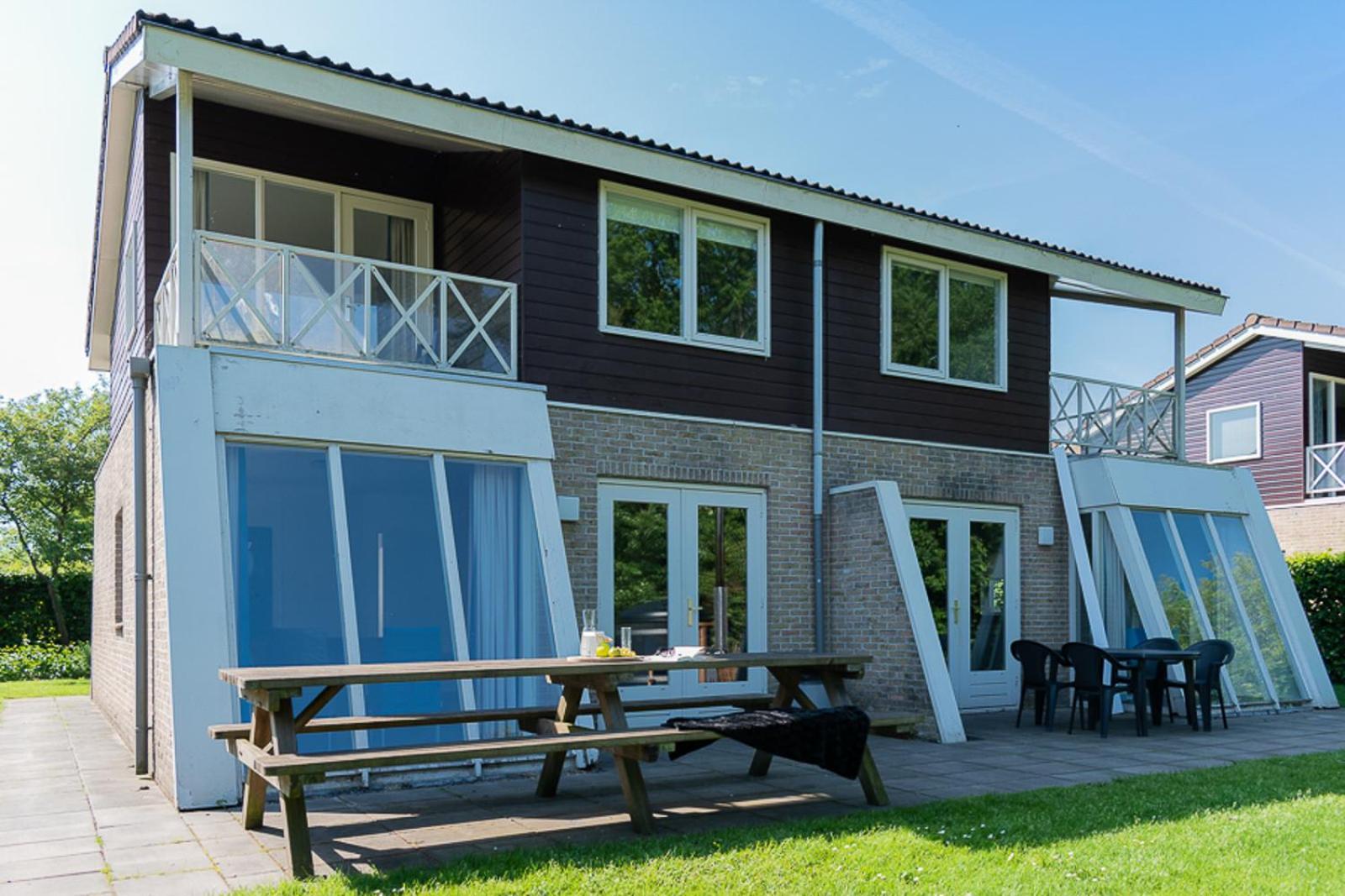 Summio Vakantiepark Emslandermeer Vlagtwedde Oda fotoğraf
