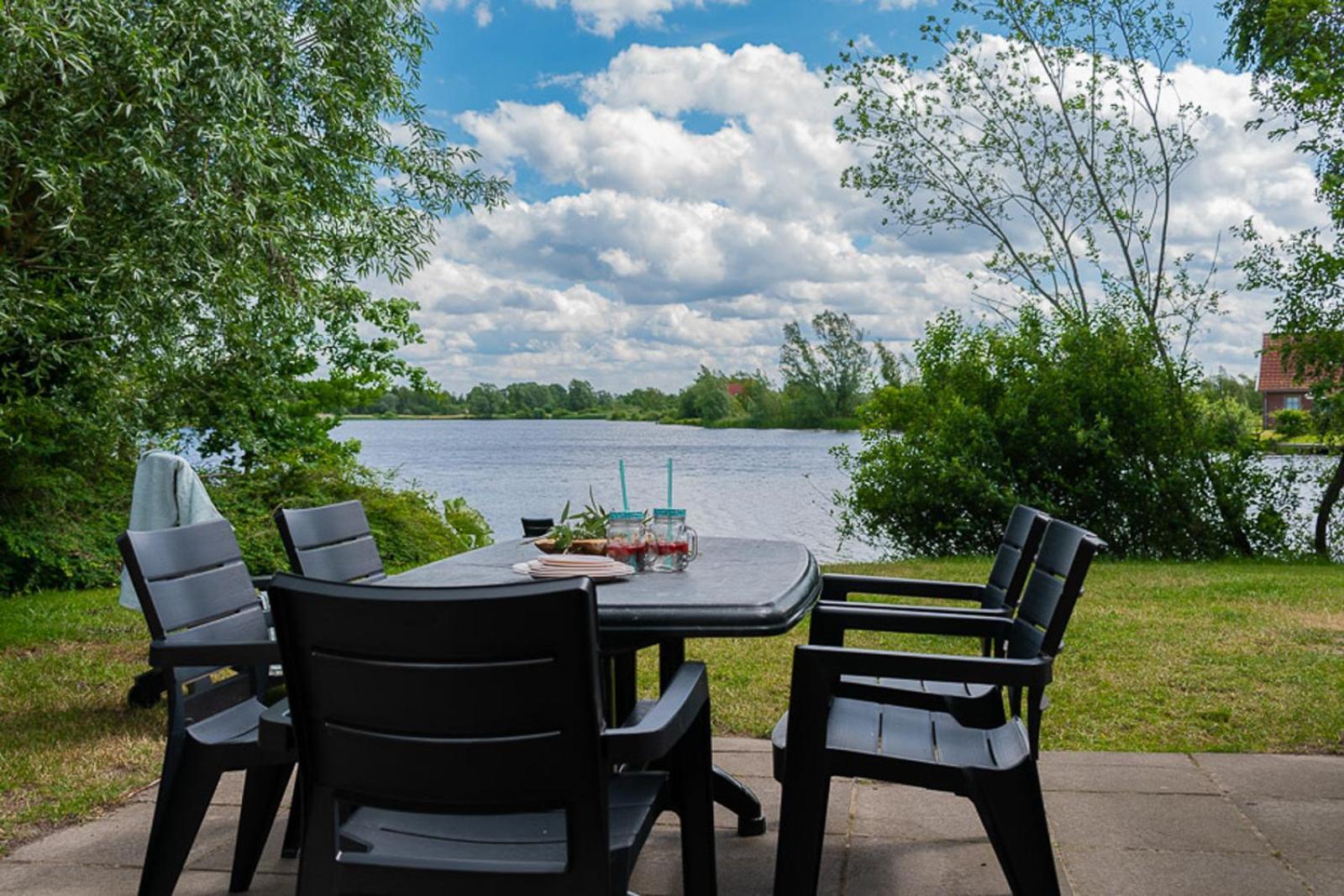 Summio Vakantiepark Emslandermeer Vlagtwedde Oda fotoğraf